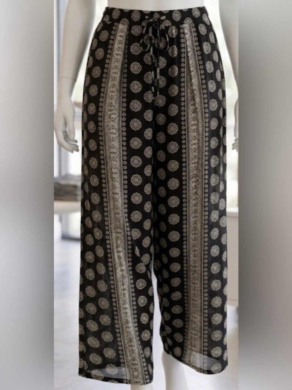 Boho Split Leg Palazzo Bohemian Pants Size 18 Black White Medallion Open Slit